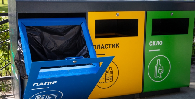 У Києві за рік зібрали та відправили на переробку 20 тисяч кубометрів відходів або 320 сміттєвозів