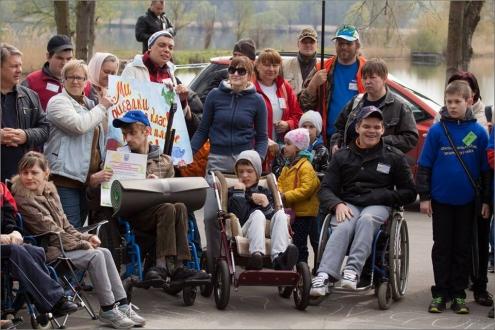 Вихованці Подільського Центру соціально–психологічної реабілітації дітей та молоді з функціональними обмеженнями ловили "Золоту рибку"