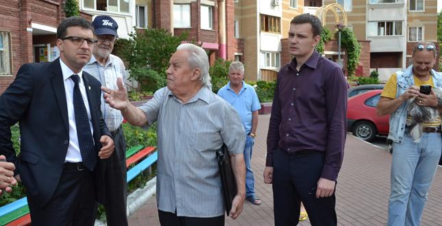 Валентин Мондриївський зустрівся з мешканцями мікрорайону Виноградар (фото)