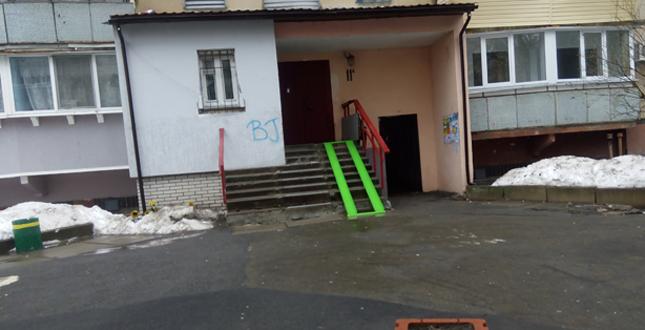 Фахівці управління житлово-комунального господарства райдержадміністрації обстежили будинки ЖБК (фото)