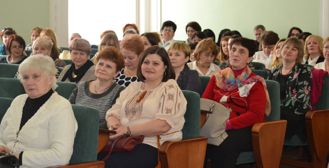 Валентин Мондриївський привітав жінок зі святом весни (фото)