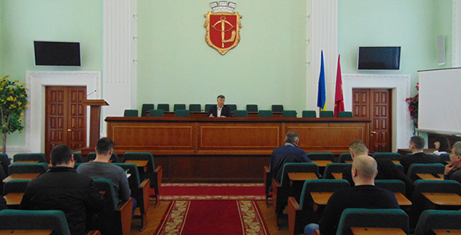 У Подільській РДА відбулося чергове засідання оперативного штабу з благоустрою, озеленення та поліпшення санітарного стану району (фото)