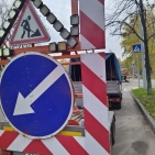67652